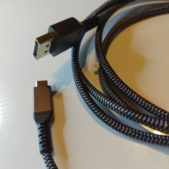 USB C To HDMI Cable 6.8ft - Picture 4 of 4